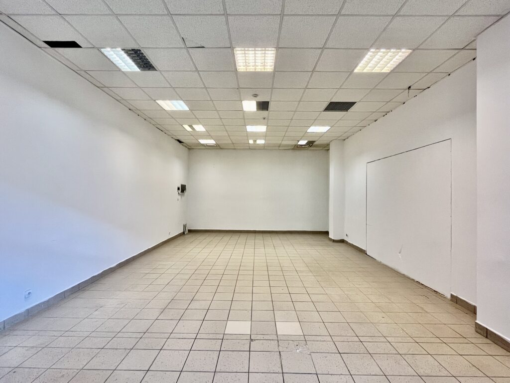 Duży lokal handlowy 63 m² w doskonałej lokalizacji