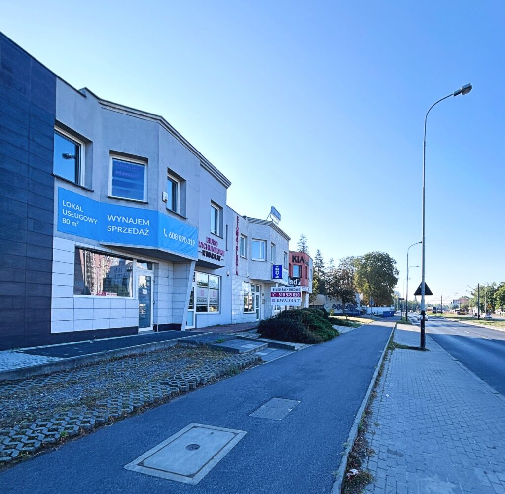 Rzgowska 154 pawilony handlowe