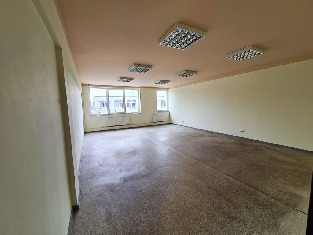 Powierzchnia biurowa 156 m² – Teofilów